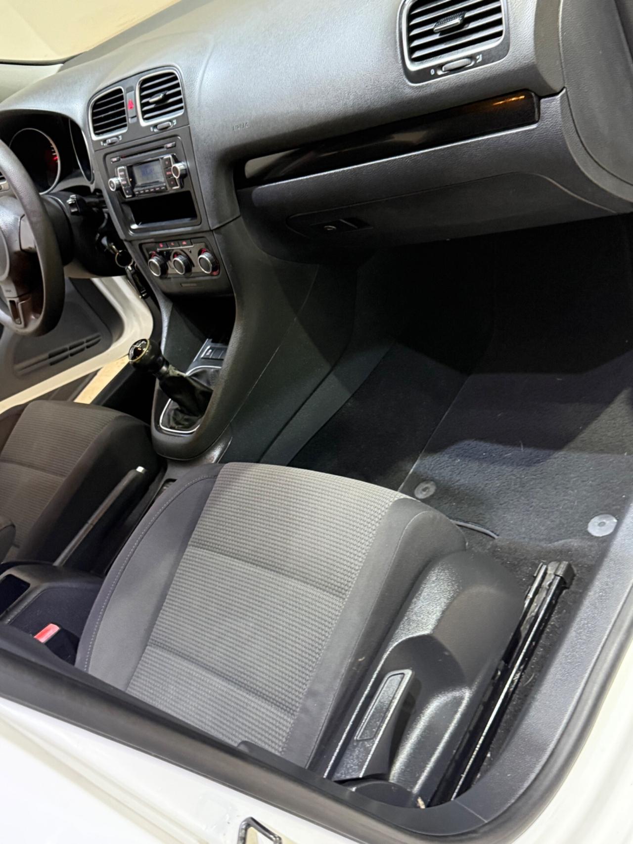Volkswagen Golf 1.6 TDI DPF 5p. Highline