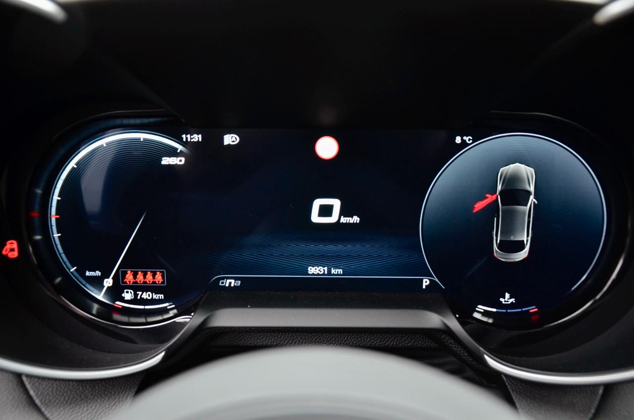 ALFA ROMEO GIULIA 2.2 T TRIBUTO ITALIANO Q4 210cv AUTO, GARANZIA UFF 7/28, SOSPENSIONI, HARMAN & KARDON, MULTIBEAM, PELLE, 19", PERMUTE