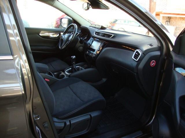 Nissan Qashqai 1.2 DIG-T N-Connecta