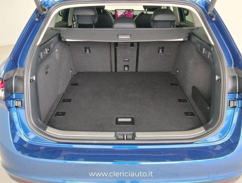 Škoda Superb 2.0 TDI DSG Wagon Style