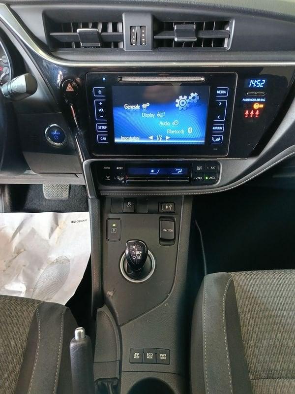 Toyota Auris Touring Sports 1.8 Hybrid Style