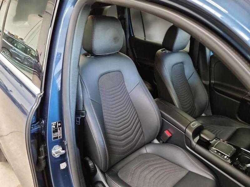 MERCEDES-BENZ GLB 200 D AUTOMATIC BUSINESS EXTRA SUV