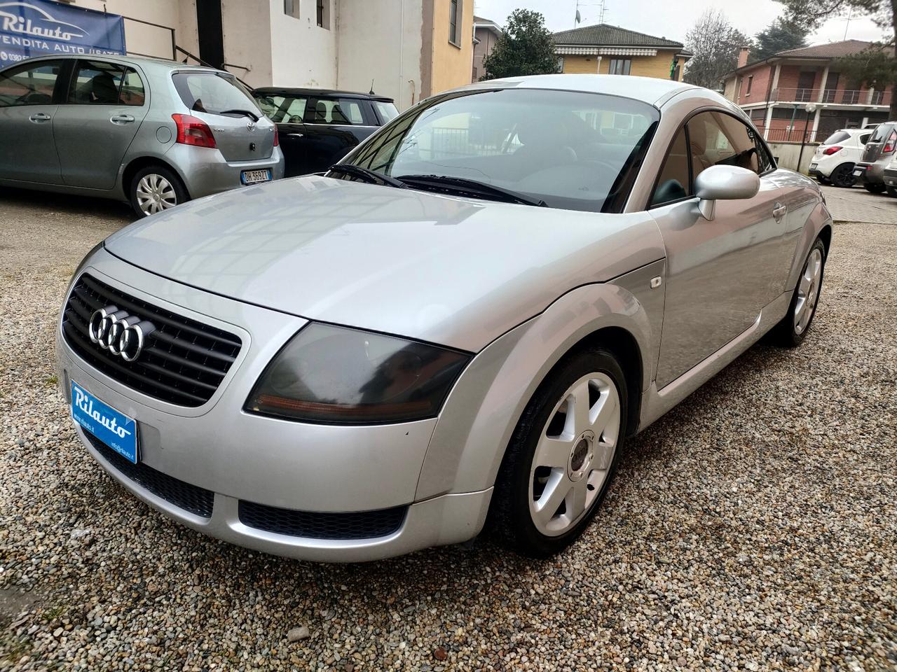 Audi TT Coupé 1.8 T 20V 180 CV