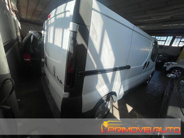RENAULT Trafic 1.9 dCi/100CV L1 H1 Furg.