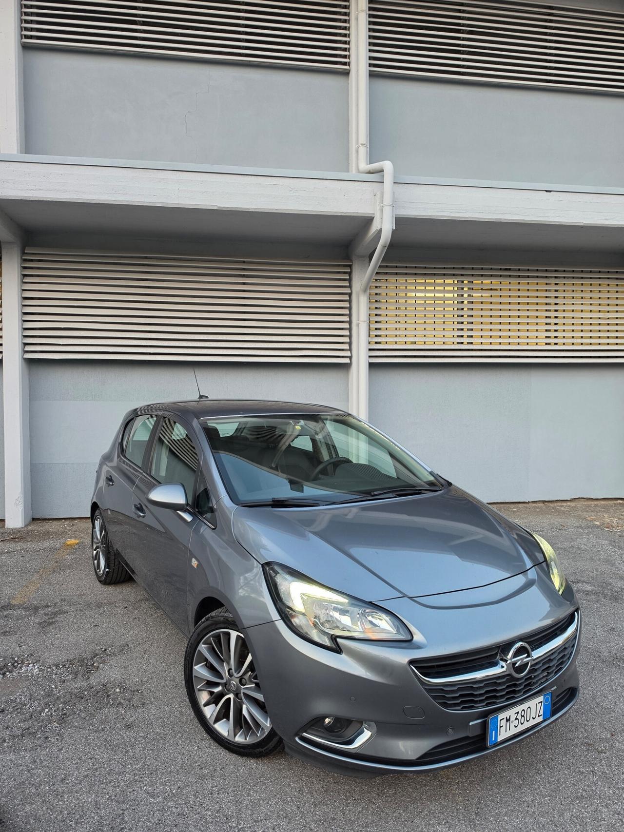 Opel Corsa 1.4 90CV GPL Tech 5 porte Innovation