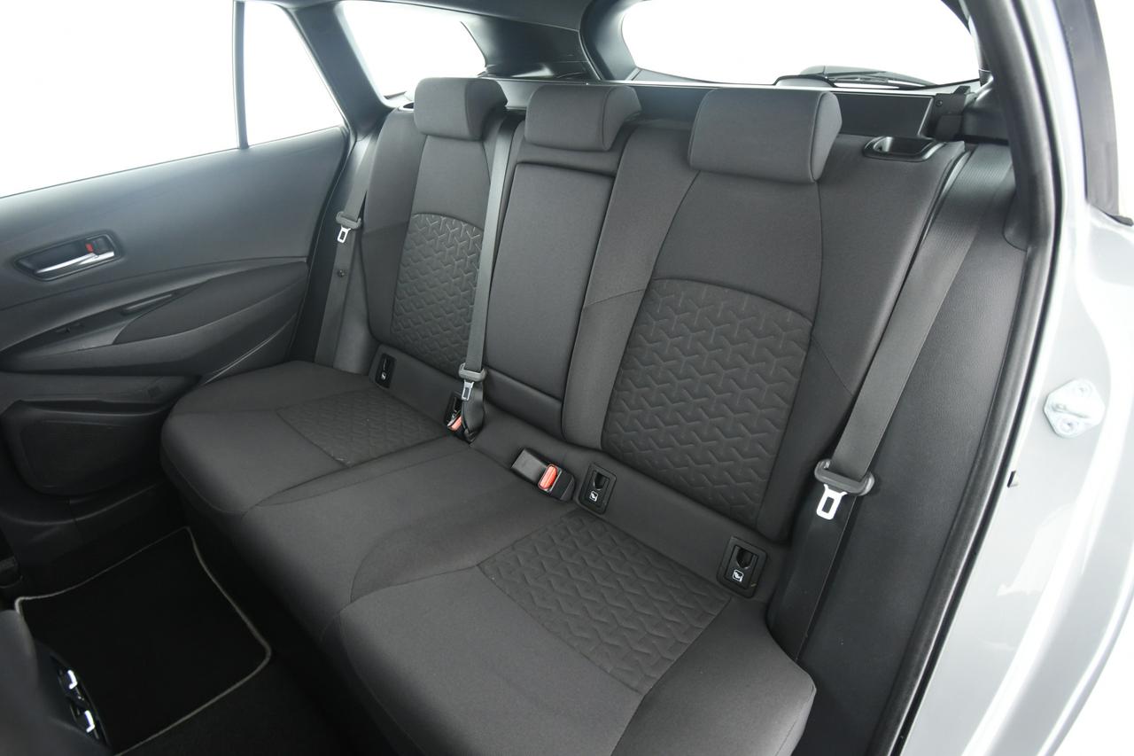 TOYOTA Corolla Touring Sports 1.8h Business Tech cvt ACC+CAMERA+LED