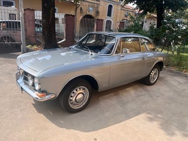 Alfa Romeo GT Veloce 1750 Quadrifoglio Oro 1° Serie del 1968