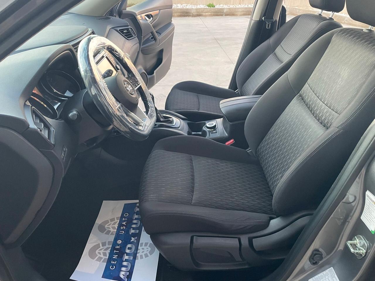 Nissan X-Trail dCi 4WD inserimento manuale