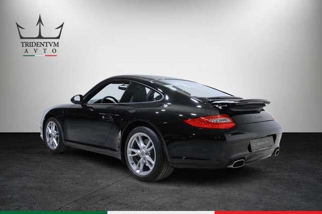 Porsche 911 Coupe 3.6 Carrera