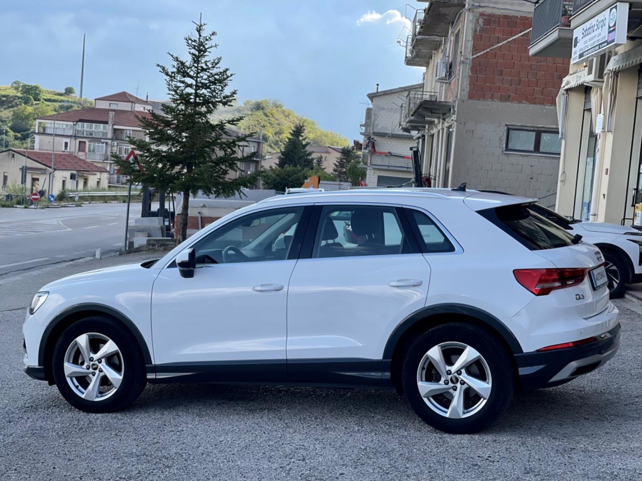 Audi Q3 35 TDI 2.0 150cv S tronic 2022 - 79.000km