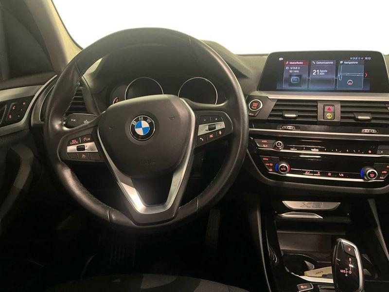 BMW X3 xDrive20i Business Advantage