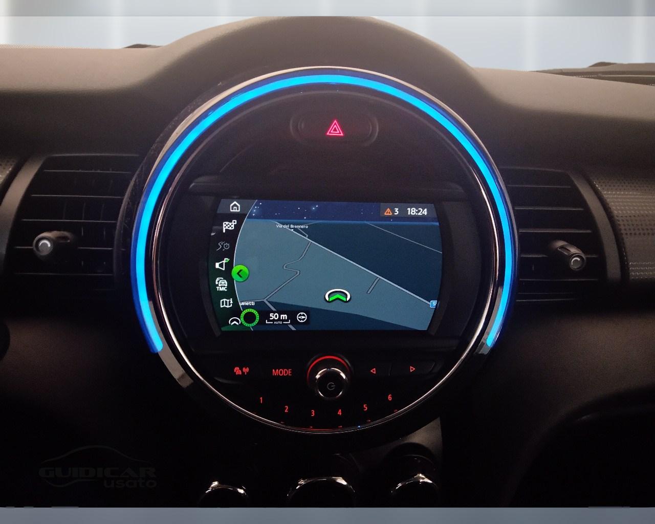 MINI Mini IV F55 2018 5p - Mini 5p 1.5 Cooper D Business XL