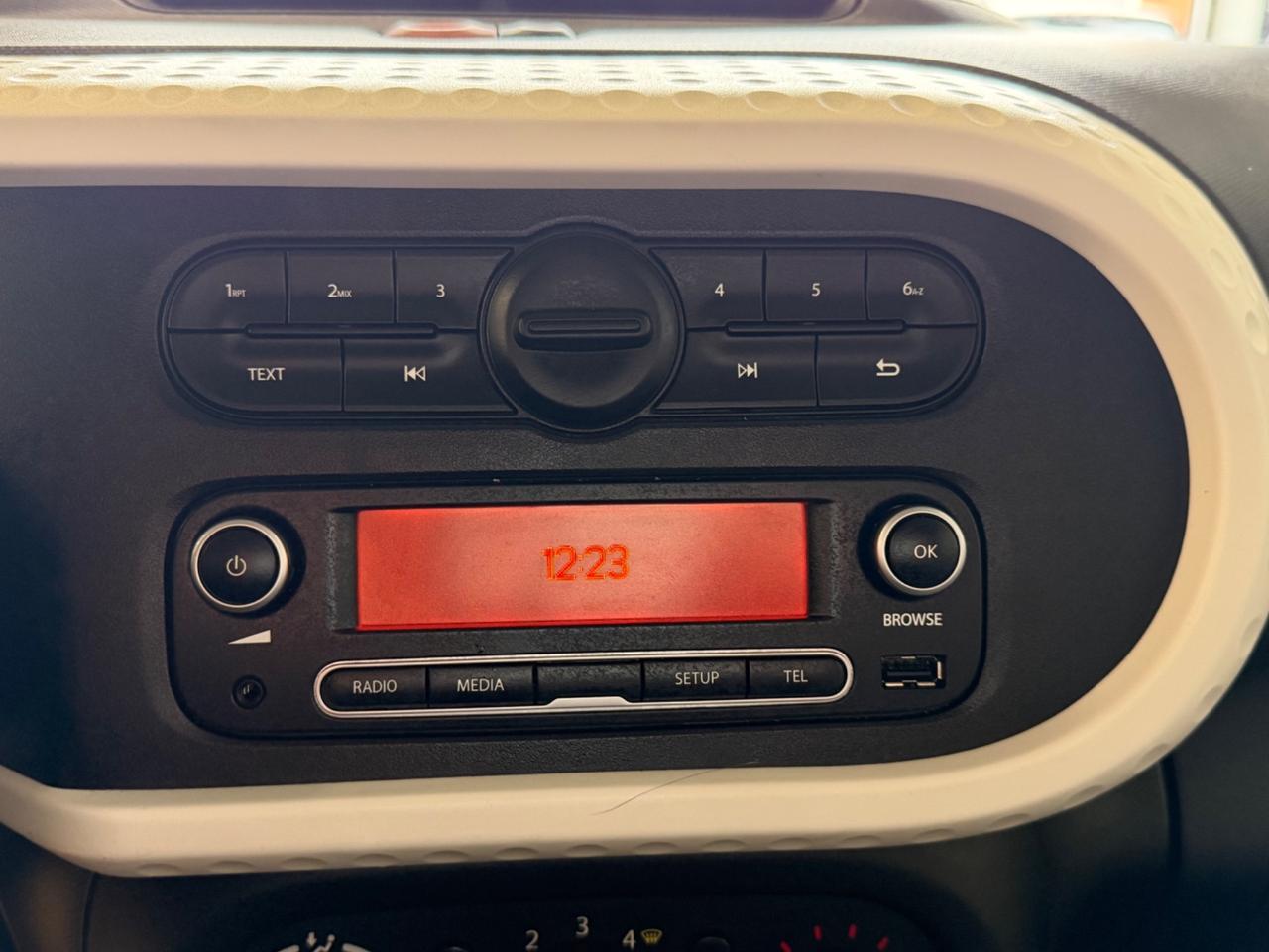 Renault Twingo 73CV LIMITED NEOPATENTATI GARANZIA