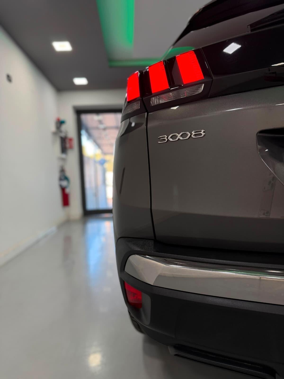 Peugeot 3008 BlueHDi 130 S&S EAT8 Allure