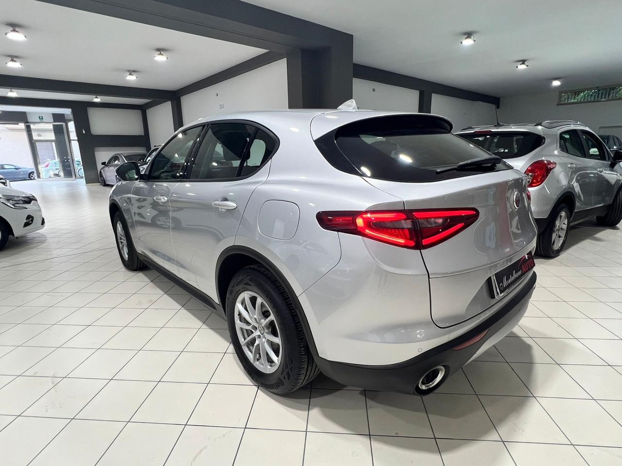 Alfa Romeo Stelvio 2.2 Turbodiesel 190 CV AT8 Q4 Business