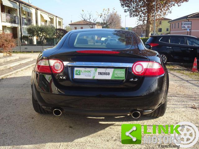 JAGUAR XK 4.2 V8 Coupé