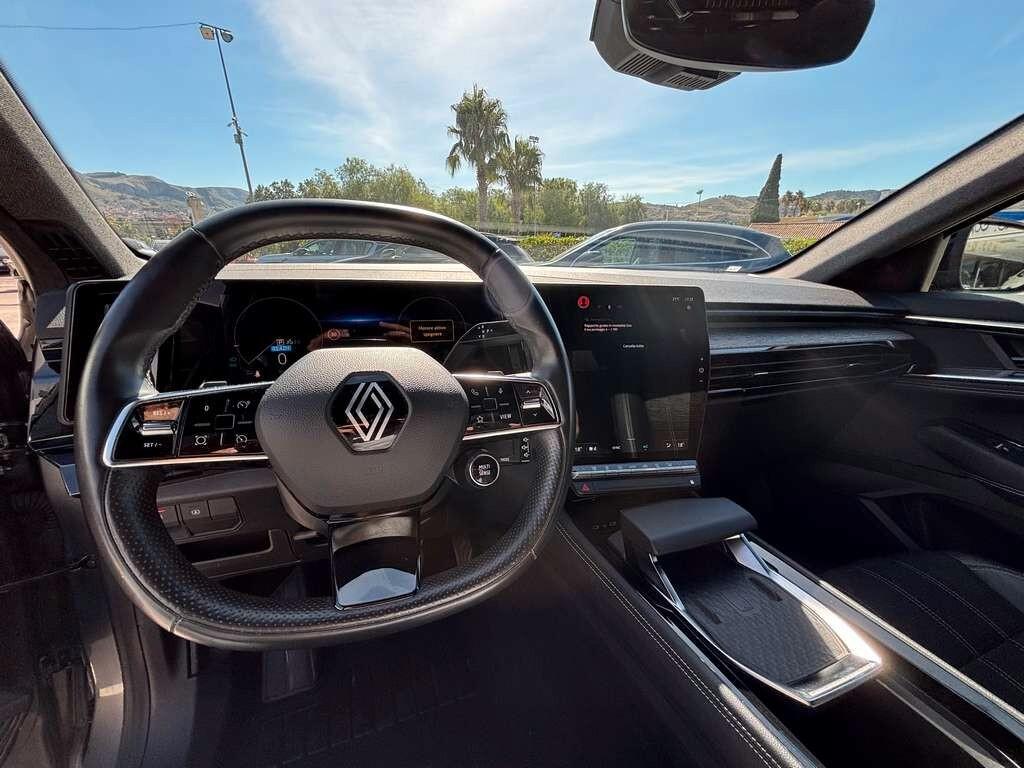 Renault Austral Full Hybrid E-Tech series 200 CV 2023/ KM 52.000 Tua a solo 259 Euro al mese