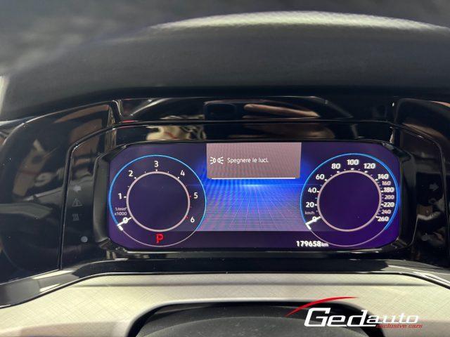 VOLKSWAGEN Golf 8 VIII 2.0 TDI 150 CV DSG SCR Life FULL-LED NAVI