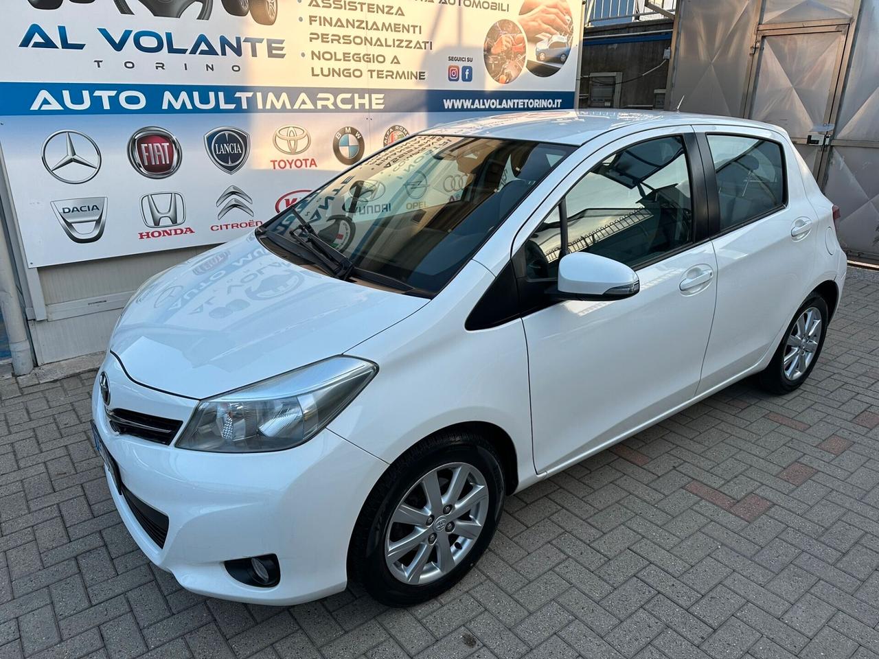 Toyota Yaris 1.0 5 porte Lounge - Unico Proprietario