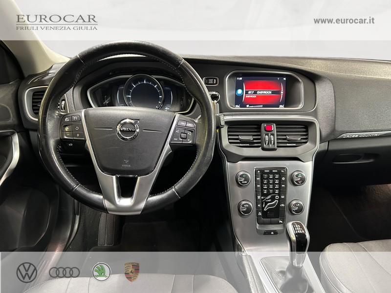 Volvo V40 Cross Country cross country 2.0 d2 momentum my17