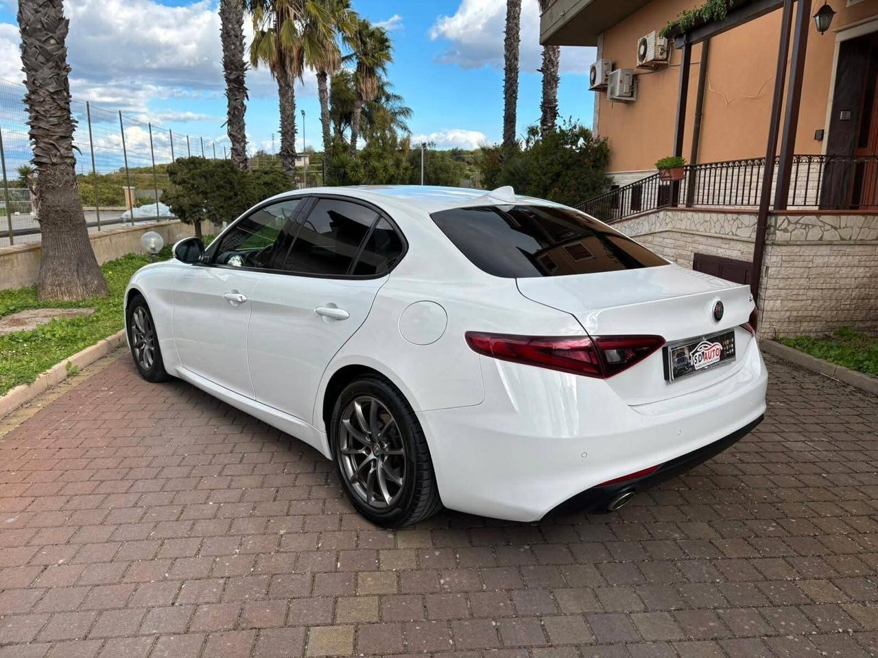 Alfa Romeo Giulia 2.2 Turbodiesel 180 CV Super
