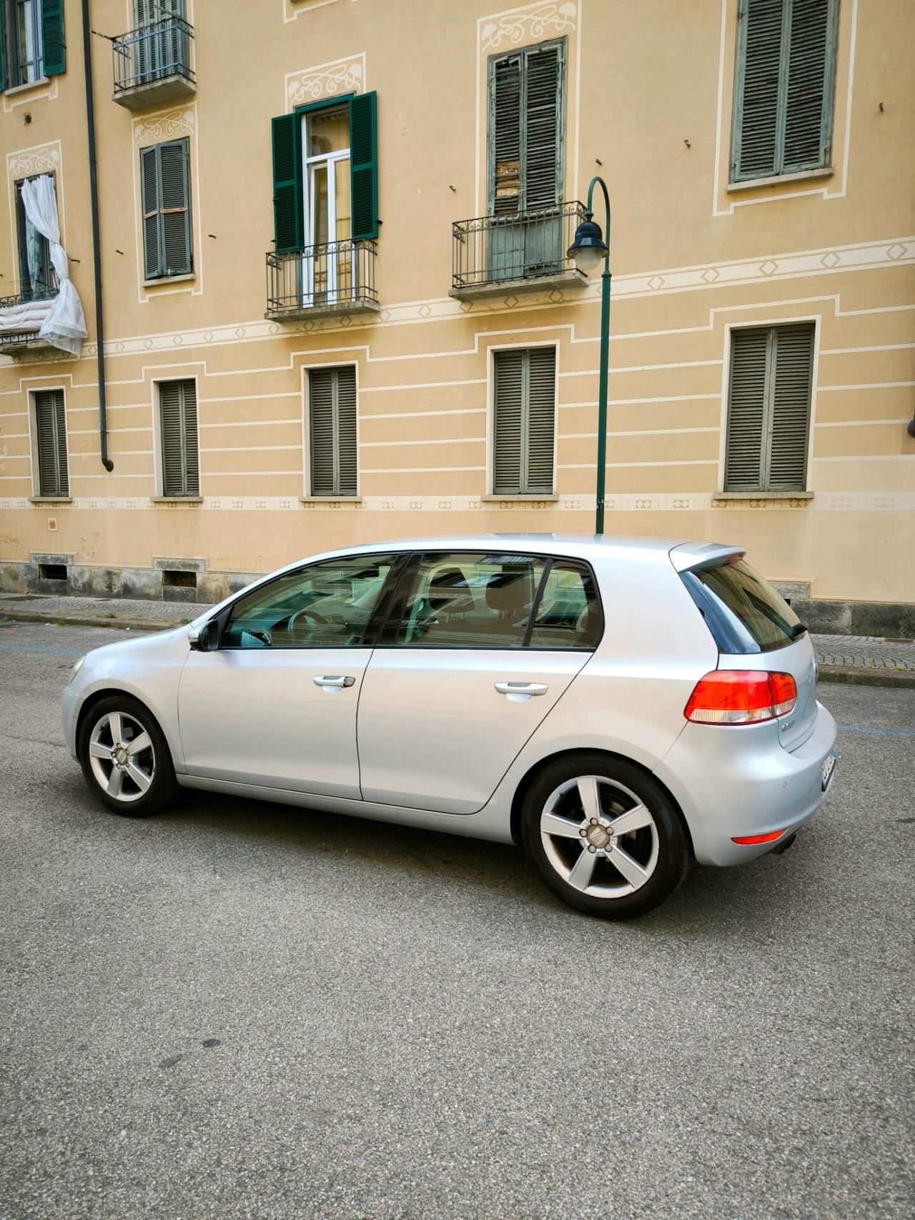 Volkswagen Golf 2.0 TDI 110CV DPF 5p. Highline