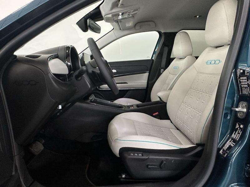 FIAT 600 1.2 Hybrid 145cv La Prima