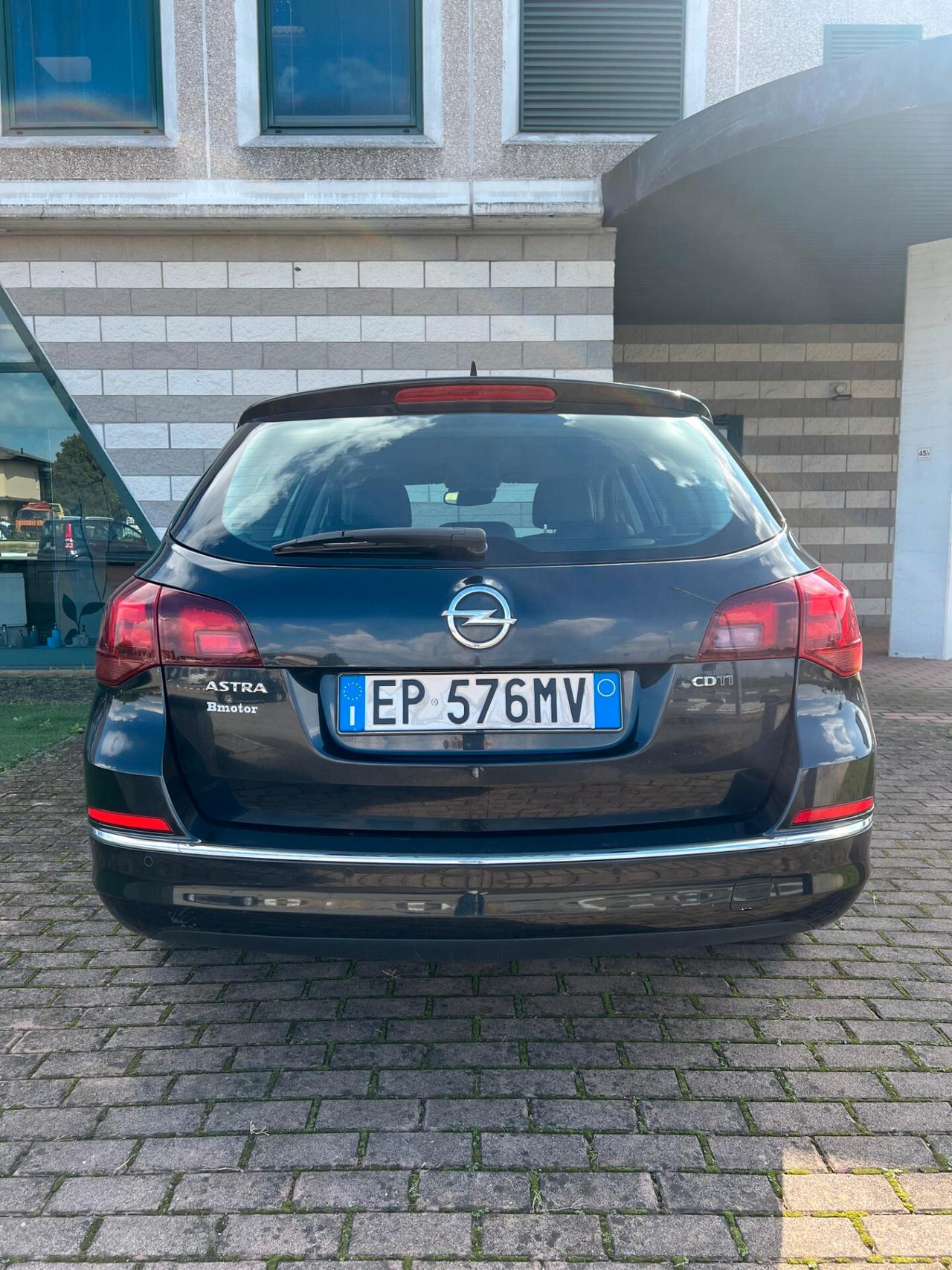 Opel Astra 1.7 CDTI 130CV Sports Tourer Elective