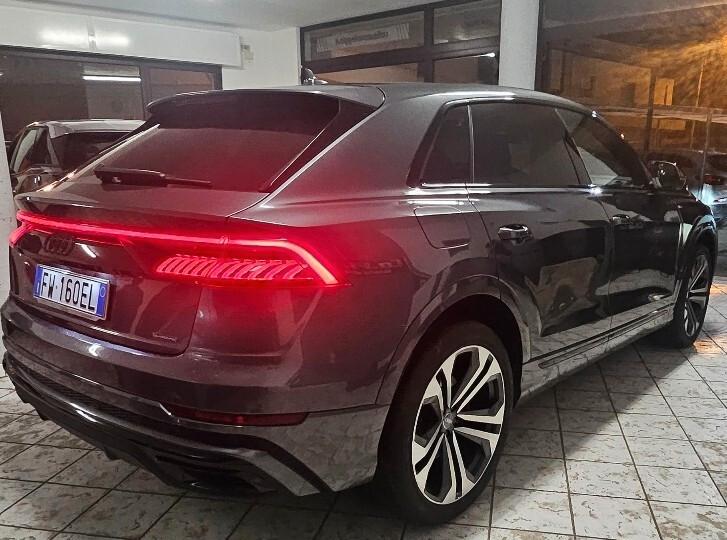 Audi Q8 50 TDI 286 CV quattro tiptronic Sport