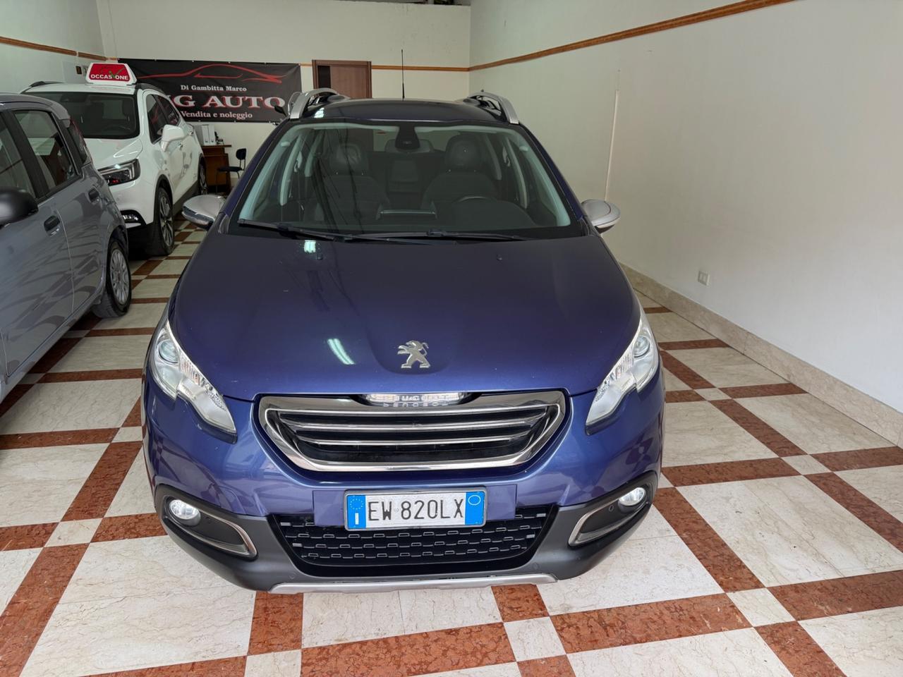 Peugeot 2008 1.6 e-HDi 115 CV Stop&Start Féline