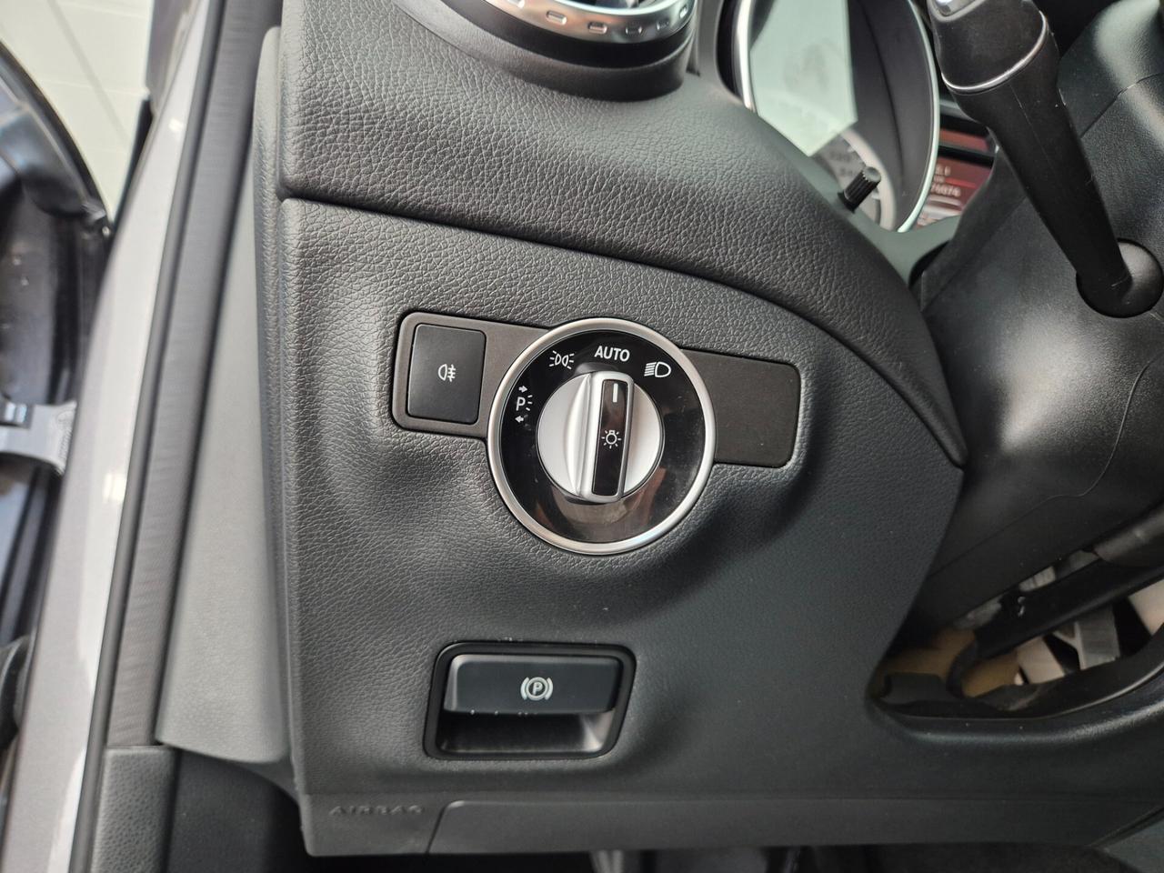Mercedes-benz GLA 180 d Automatic Sport