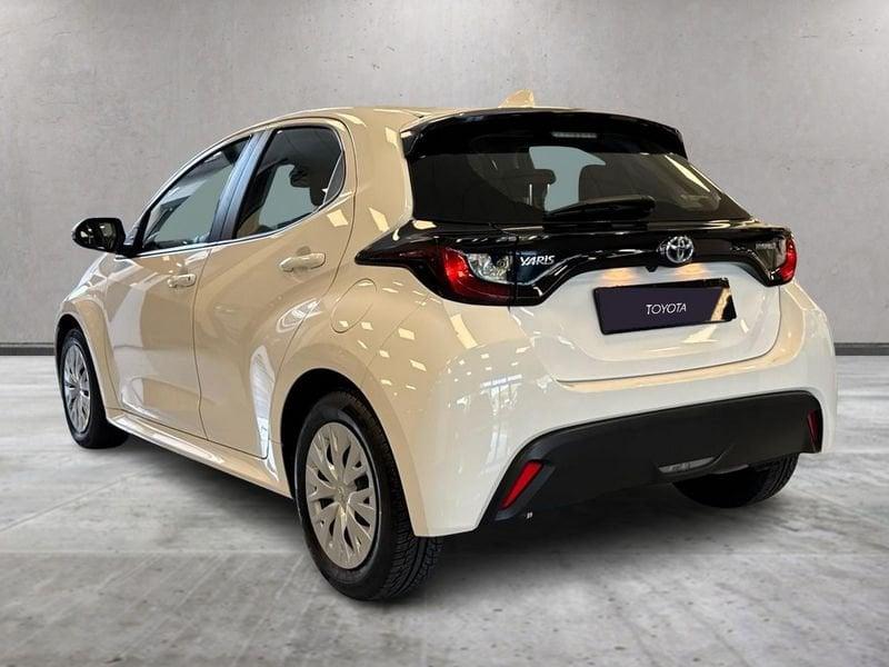 Toyota Yaris Hybrid Active MY22