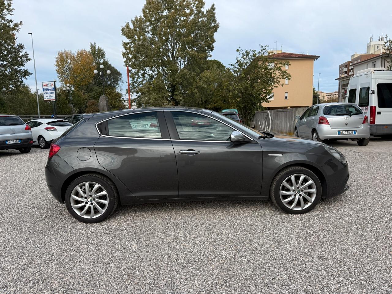 Alfa Romeo Giulietta 1.6 JTDm-2 105 CV Distinctive