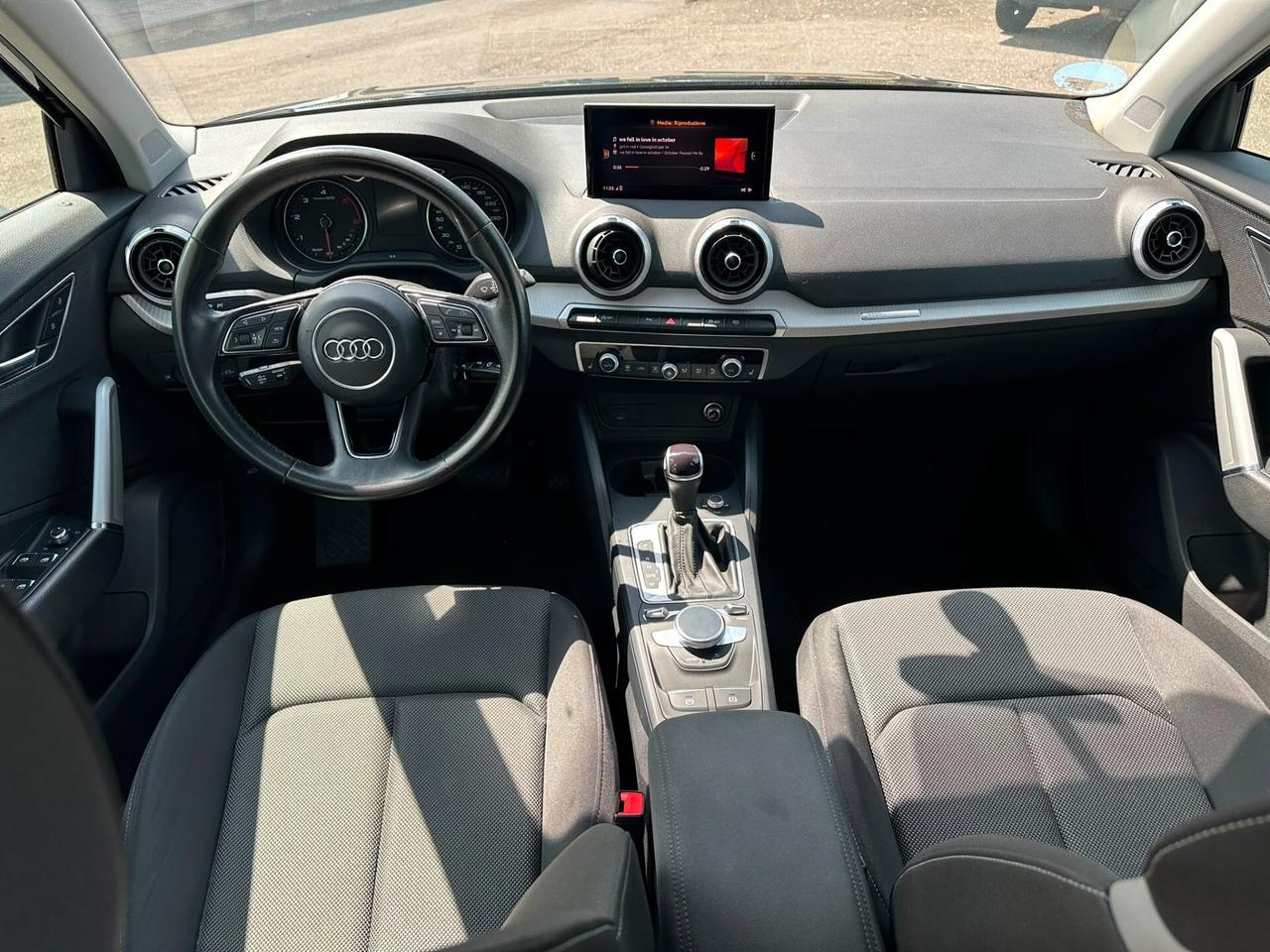 Audi Q2 35 TDI quattro S tronic S line Edition identity black
