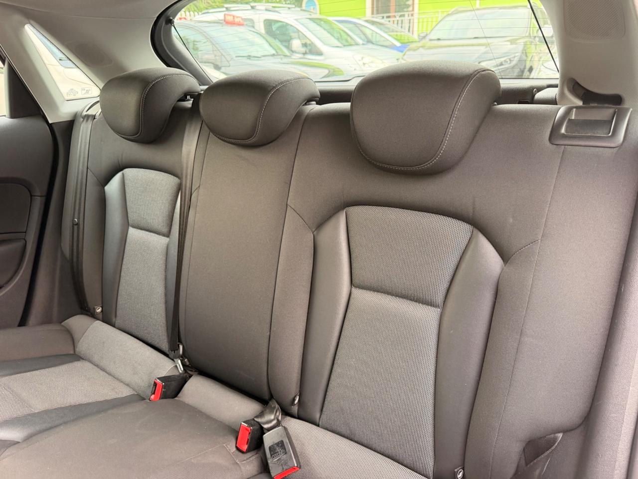 Audi A1 SPB 1.6 TDI S tronic Line EDITION PLUS