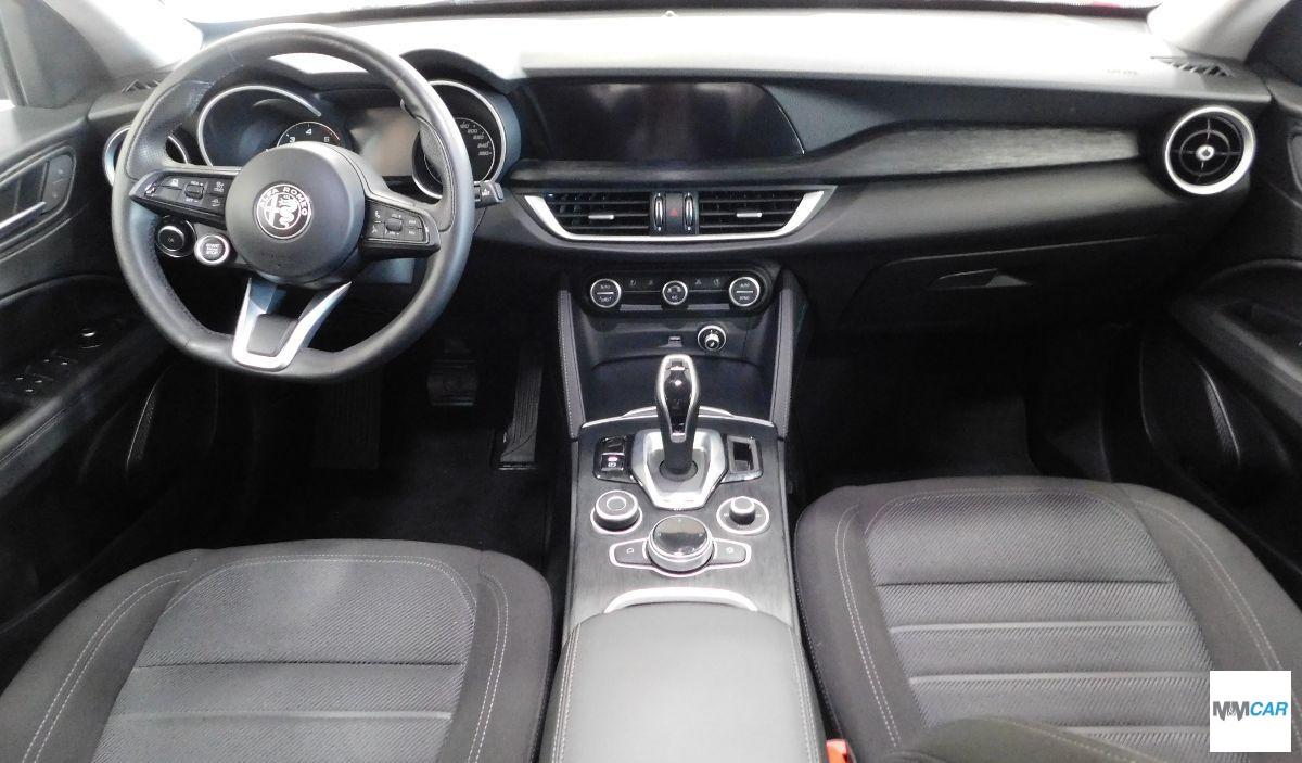 ALFA ROMEO - Stelvio - 2.2 T.diesel 160CV AT8 RWD Bus.