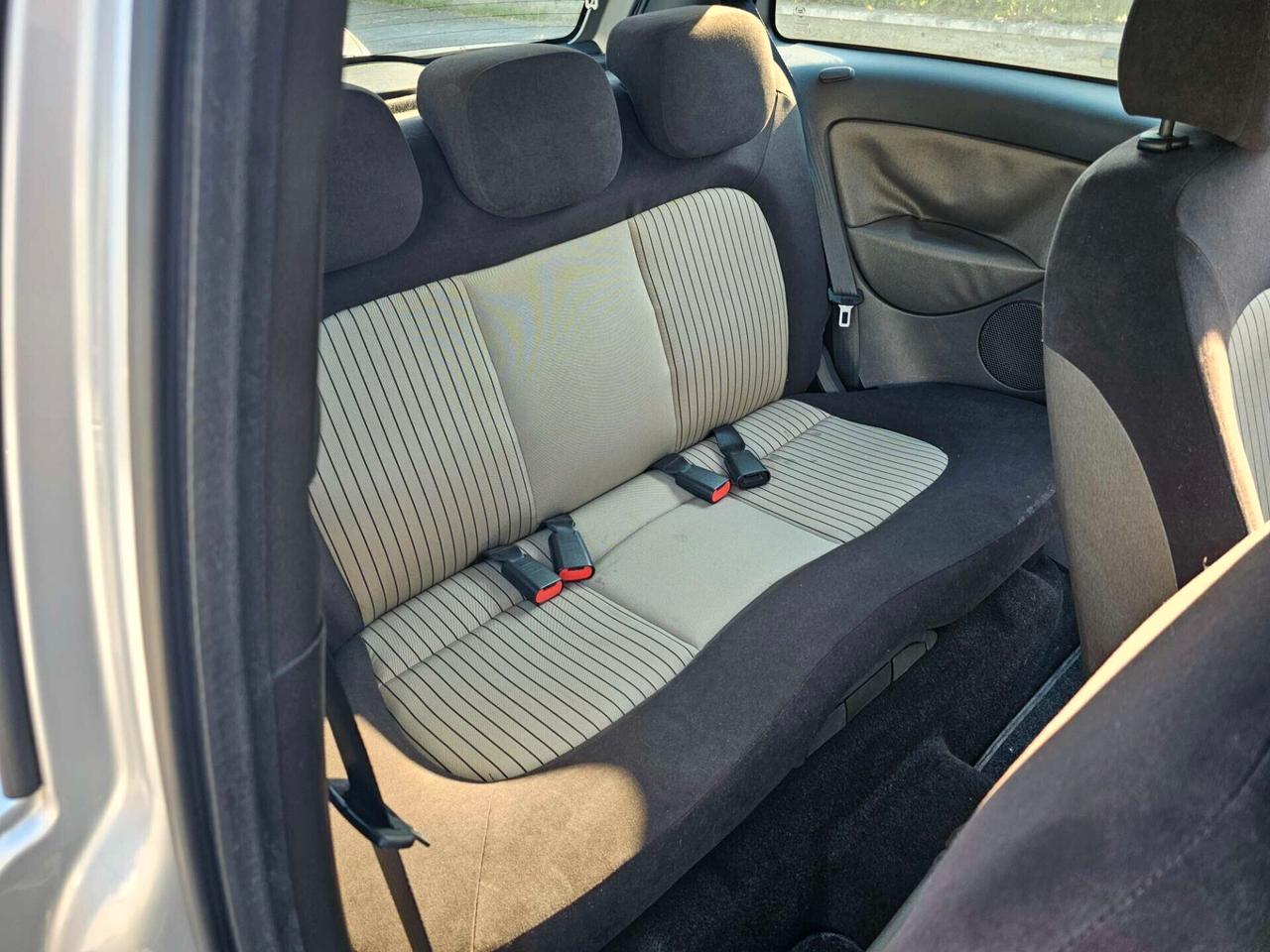 Lancia Ypsilon 1.2 Oro Bianco