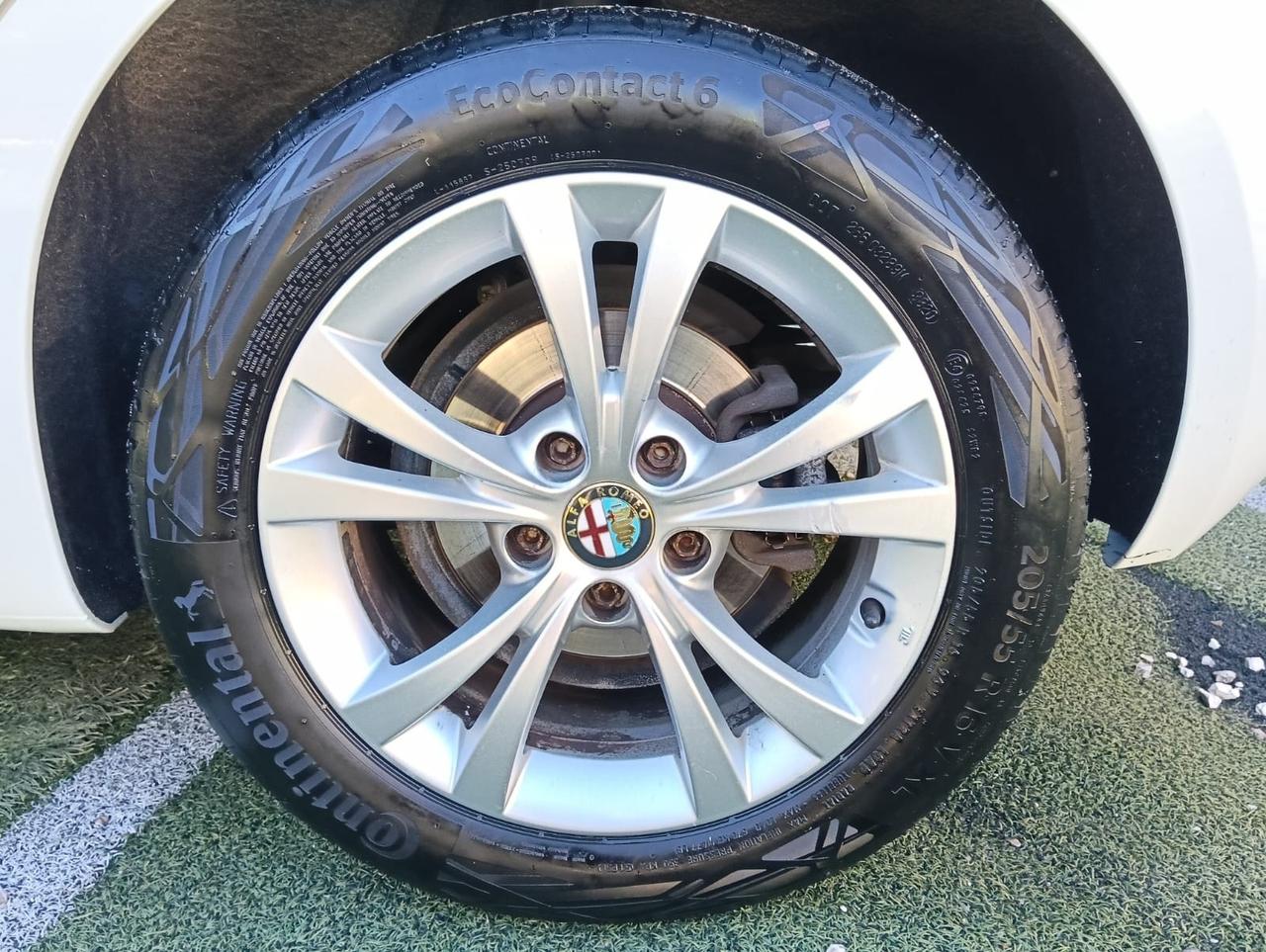 Alfa Romeo Giulietta 1.4 GPL FULL OPTIONAL FINE 2014
