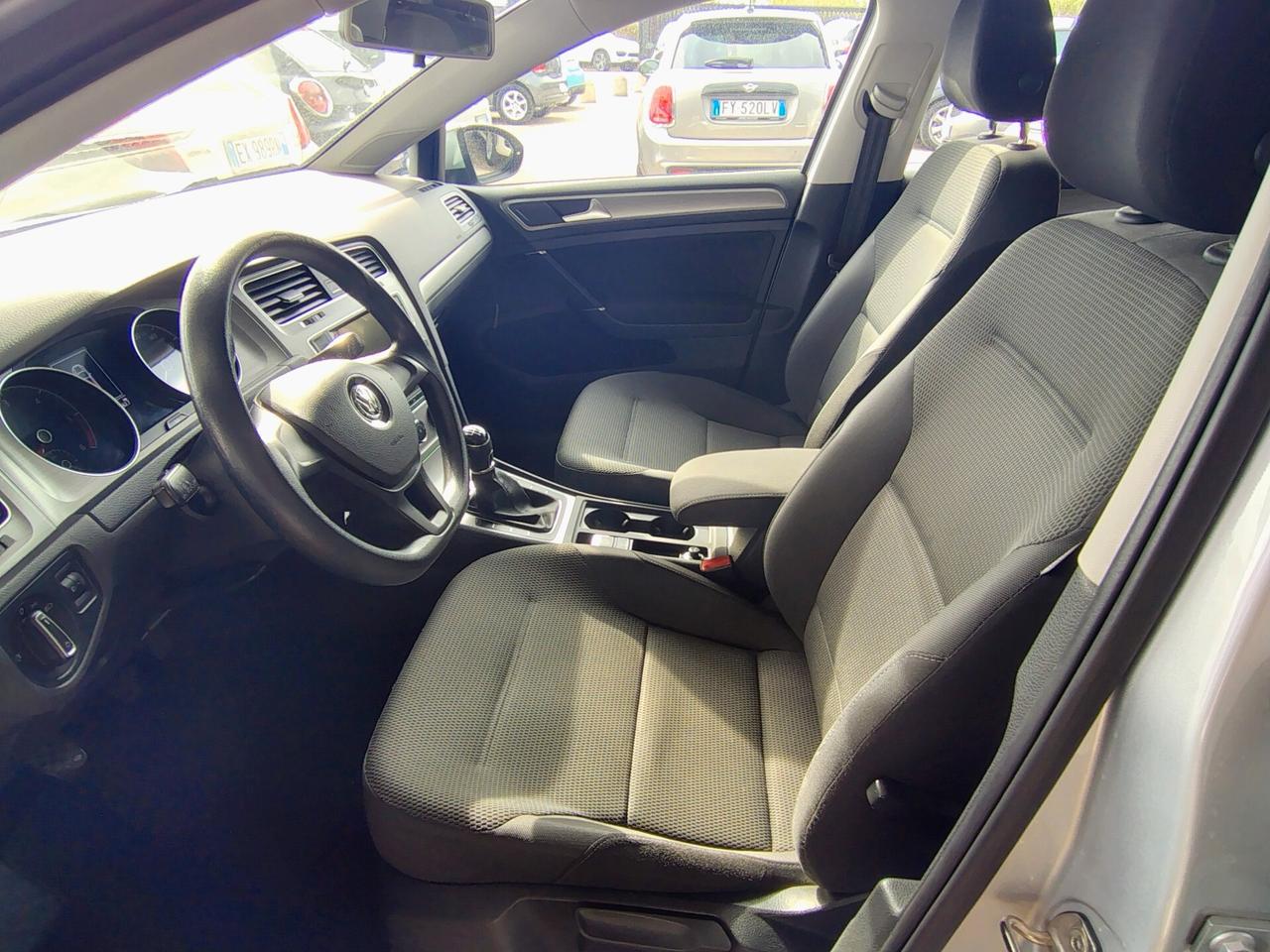 Volkswagen Golf 1.6 TDI DSG 3p. Highline BlueMotion Technology