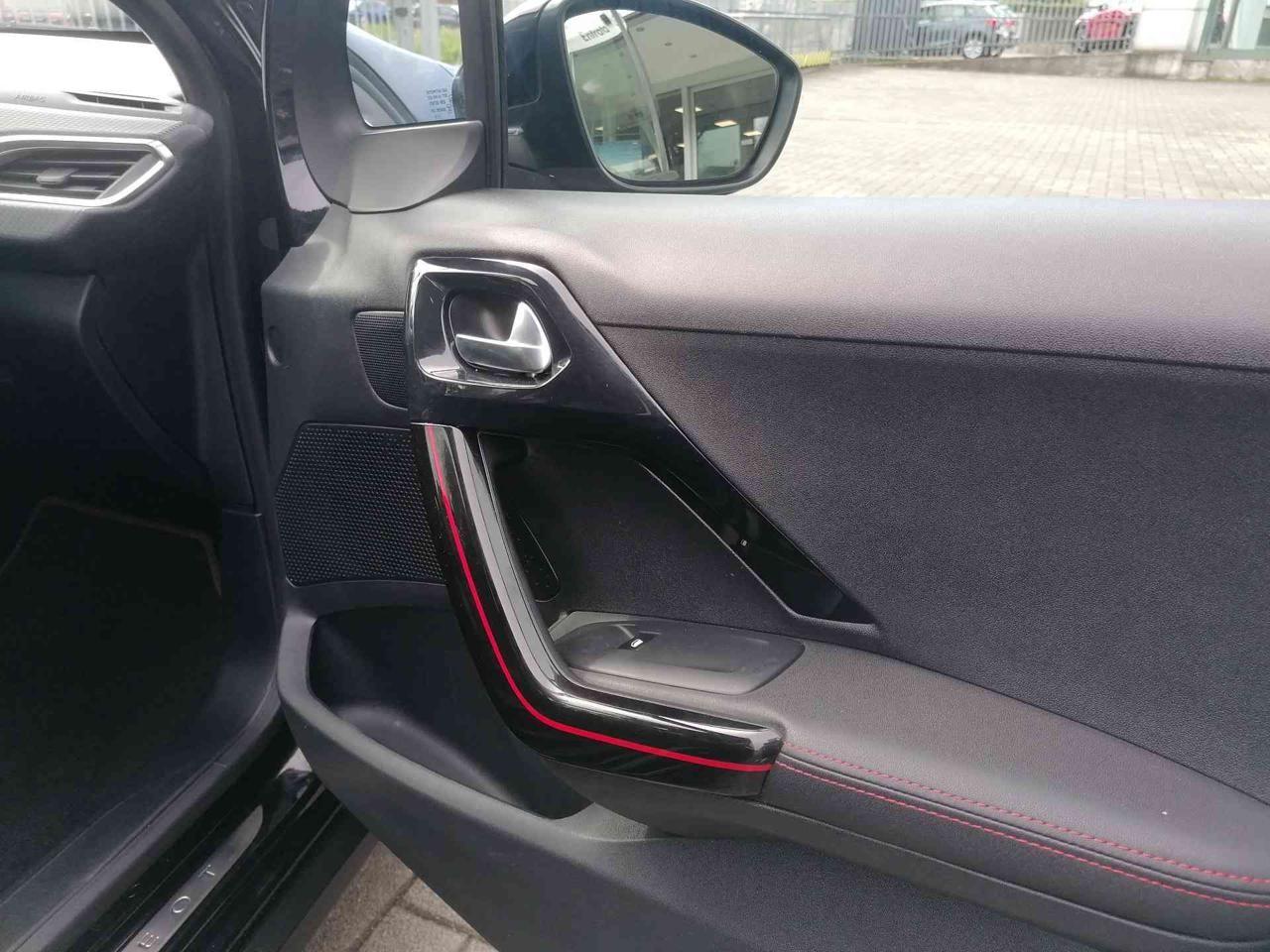 Peugeot 2008 BlueHDi 100 GT Line