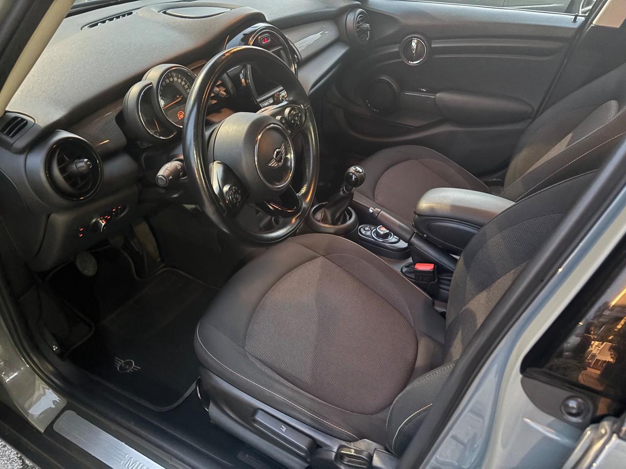 Mini 1.5 Cooper D Business XL 5 porte ok neopatentati