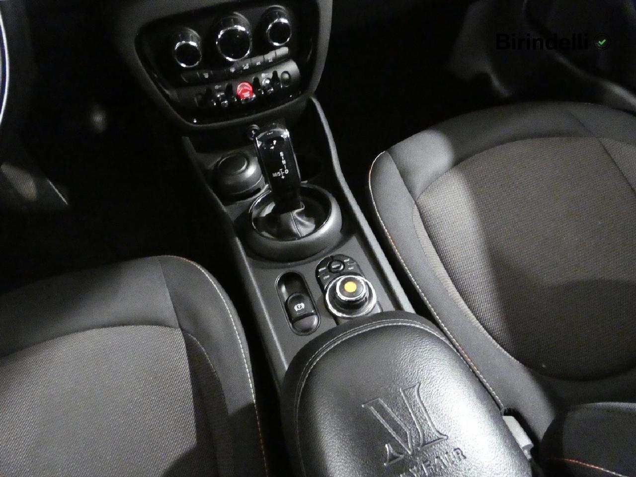 MINI Mini Clubman (F54) - Mini 2.0 Cooper D Mayfair Edition Clubman