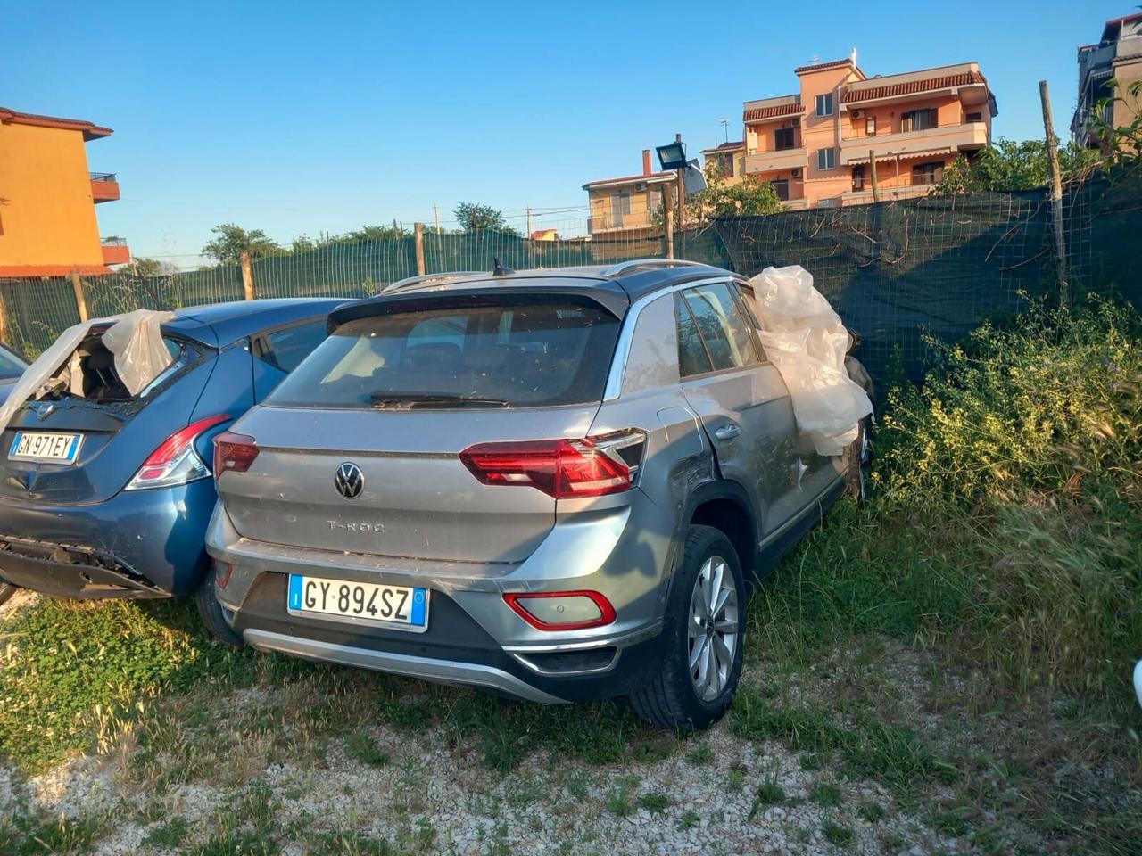 Volkswagen T-Roc 1.0 TSI sinistrato