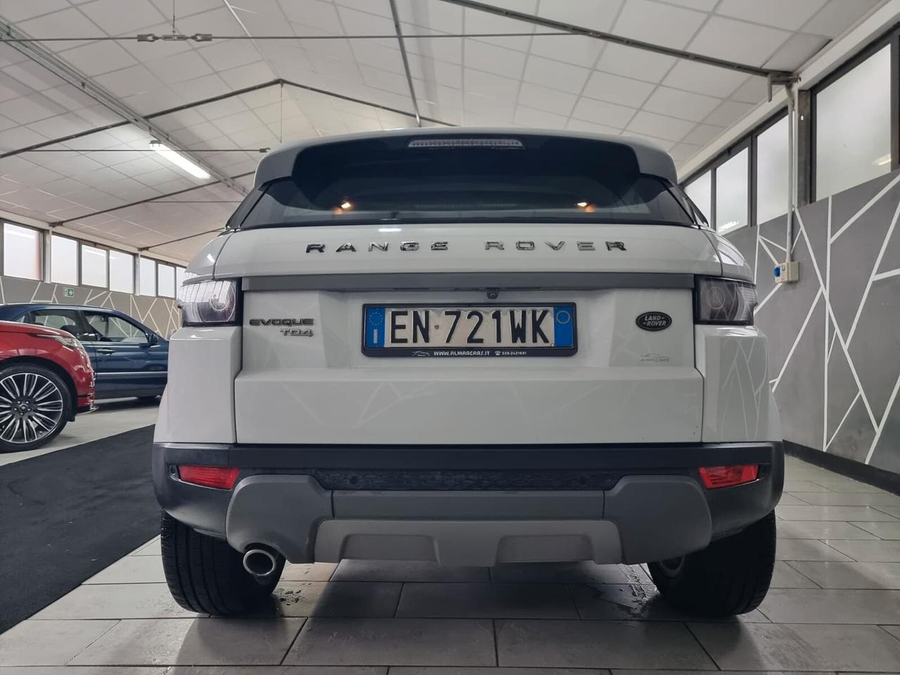 Land Rover Range Evoque 2.2 TD4 5p. Pure