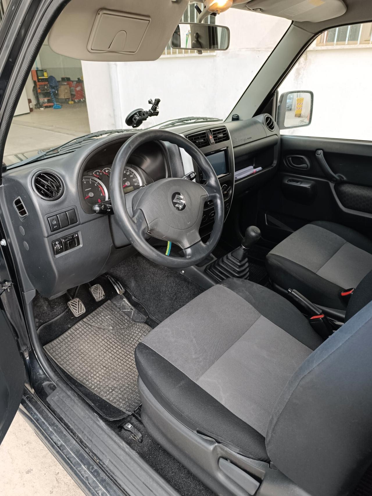 Suzuki Jimny 1.3i 16V cat 4WD JX