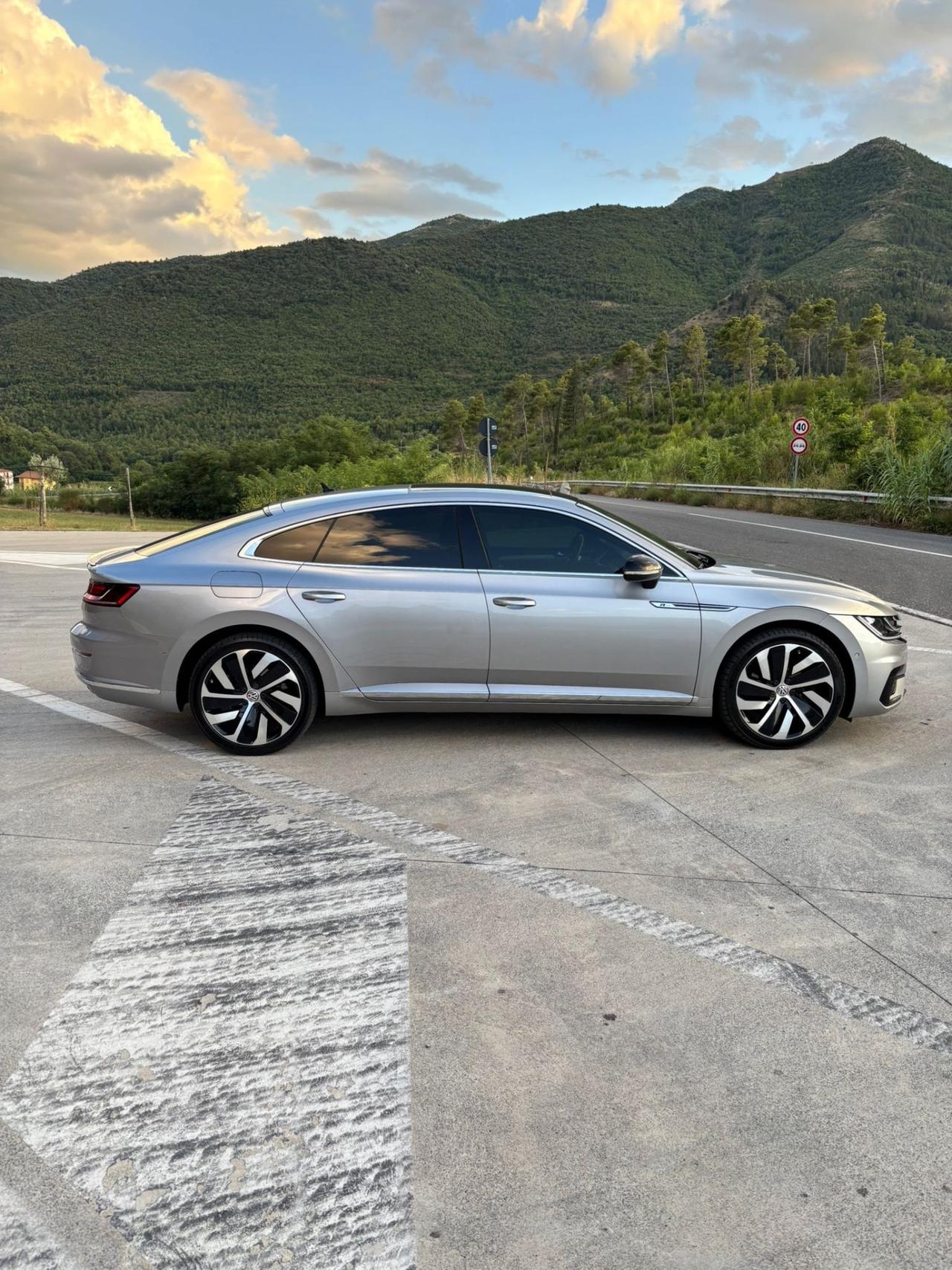 VOLKSWAGEN ARTEON 2.0 BI-TURBO 240CV R-LINE