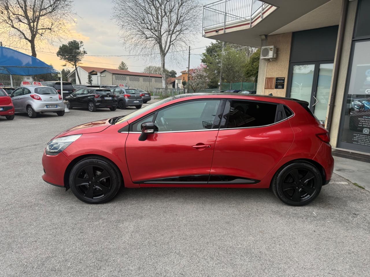 Renault Clio 1.2 75CV 5 porte Wave
