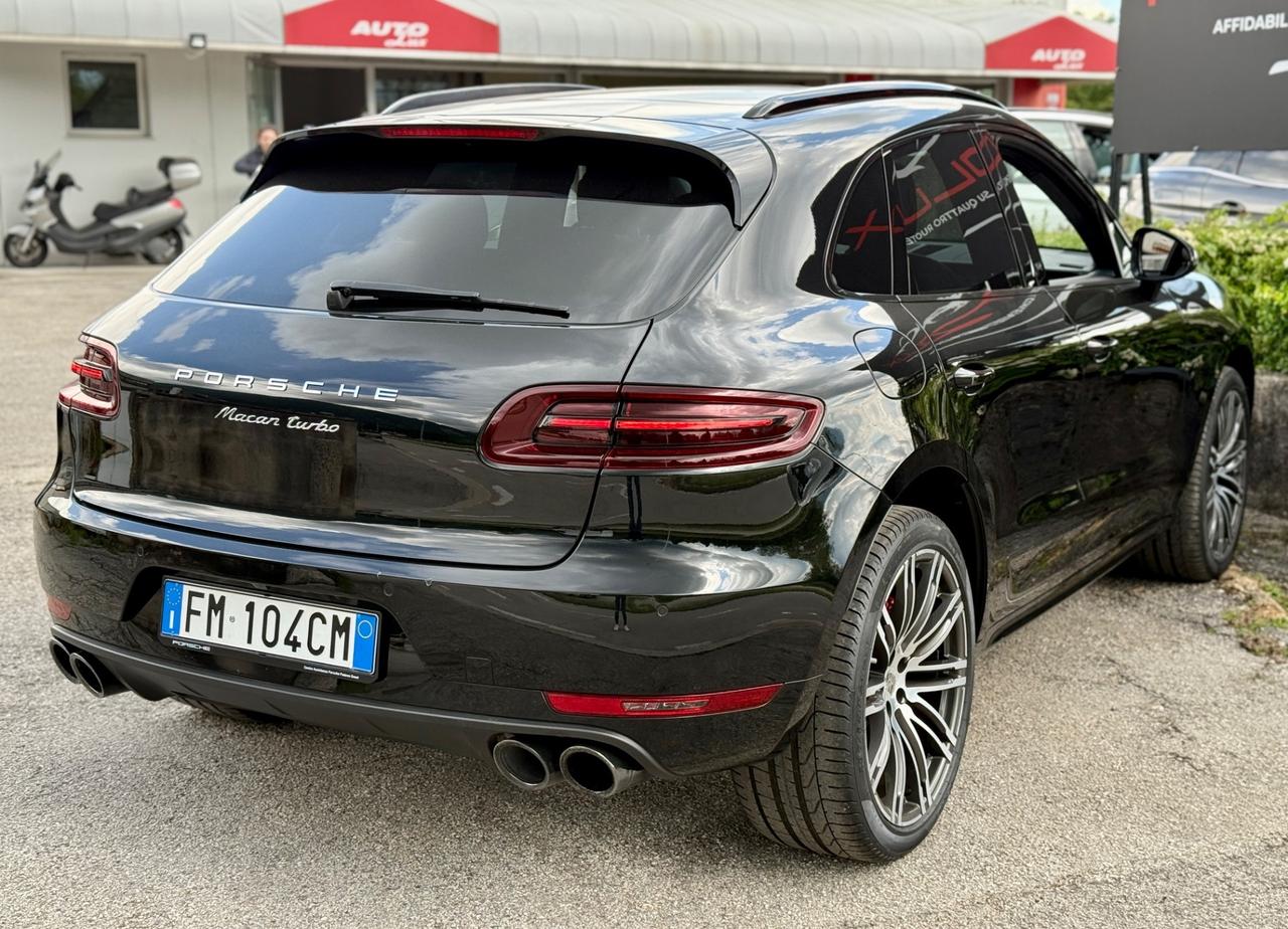 Porsche Macan 3.6 Turbo Performance PORSCHE APPROVED