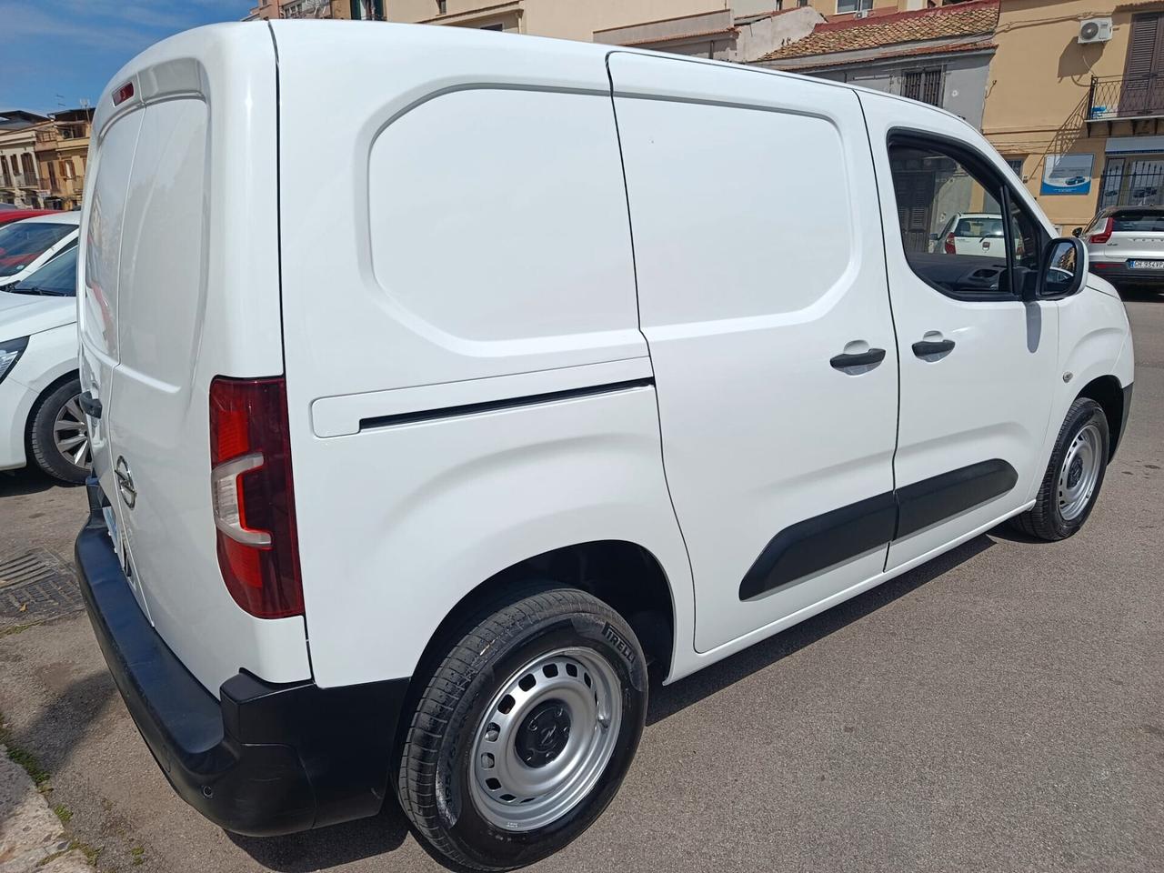Opel Combo Cargo 1.5 Diesel 100CV