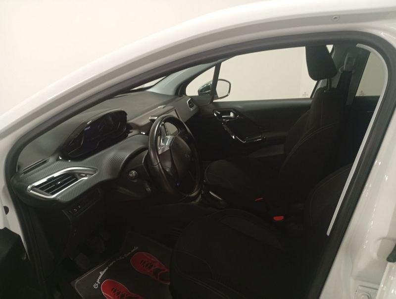 Peugeot 208 PureTech 82 5 porte Allure